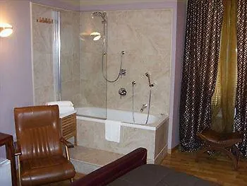 Kiss Me Rome Luxury Rooms 2*,  Italien