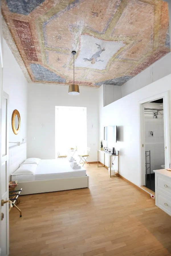 Kiss Me Rome Luxury Rooms 2*,  İtalya