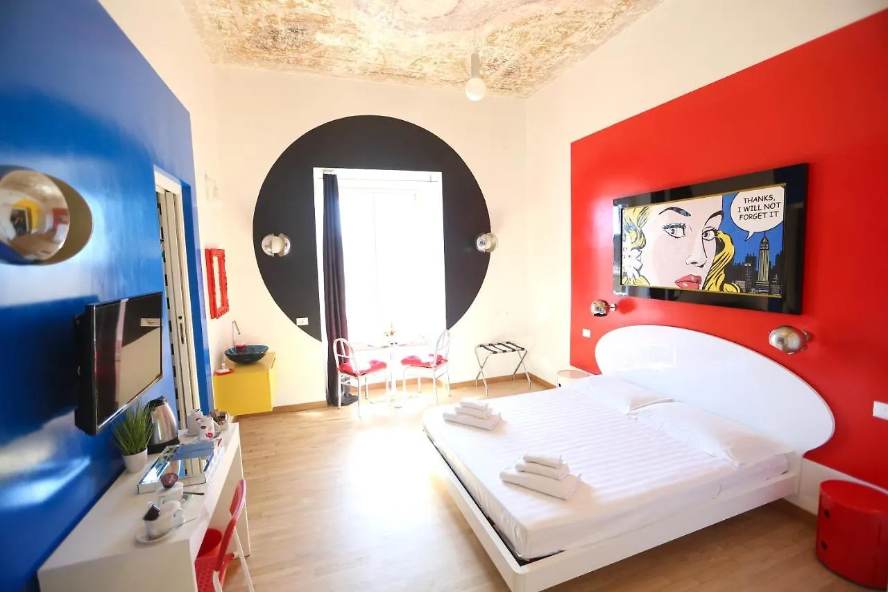 Kiss Me Rome Luxury Rooms Oda ve Kahvaltı