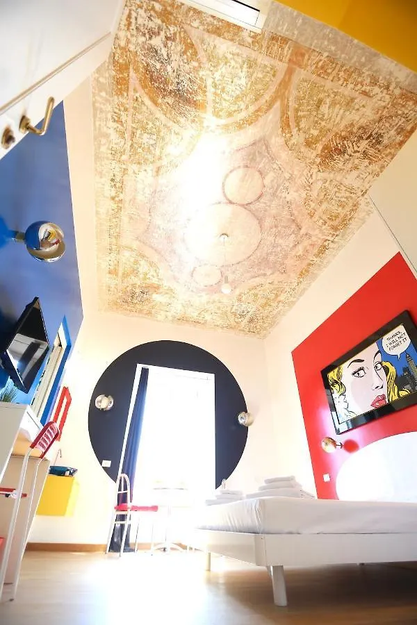 Kiss Me Rome Luxury Rooms