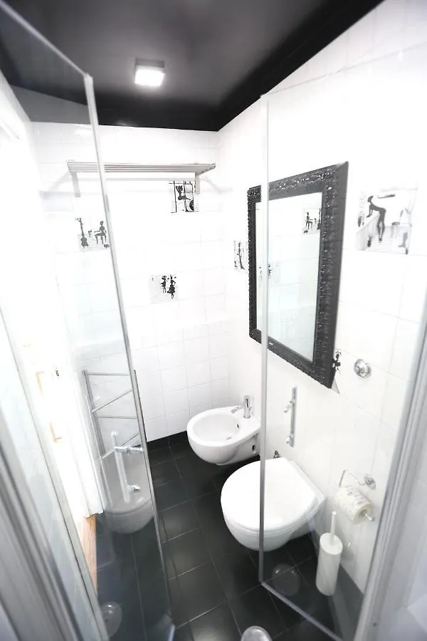 ** Oda ve Kahvaltı Kiss Me Rome Luxury Rooms İtalya
