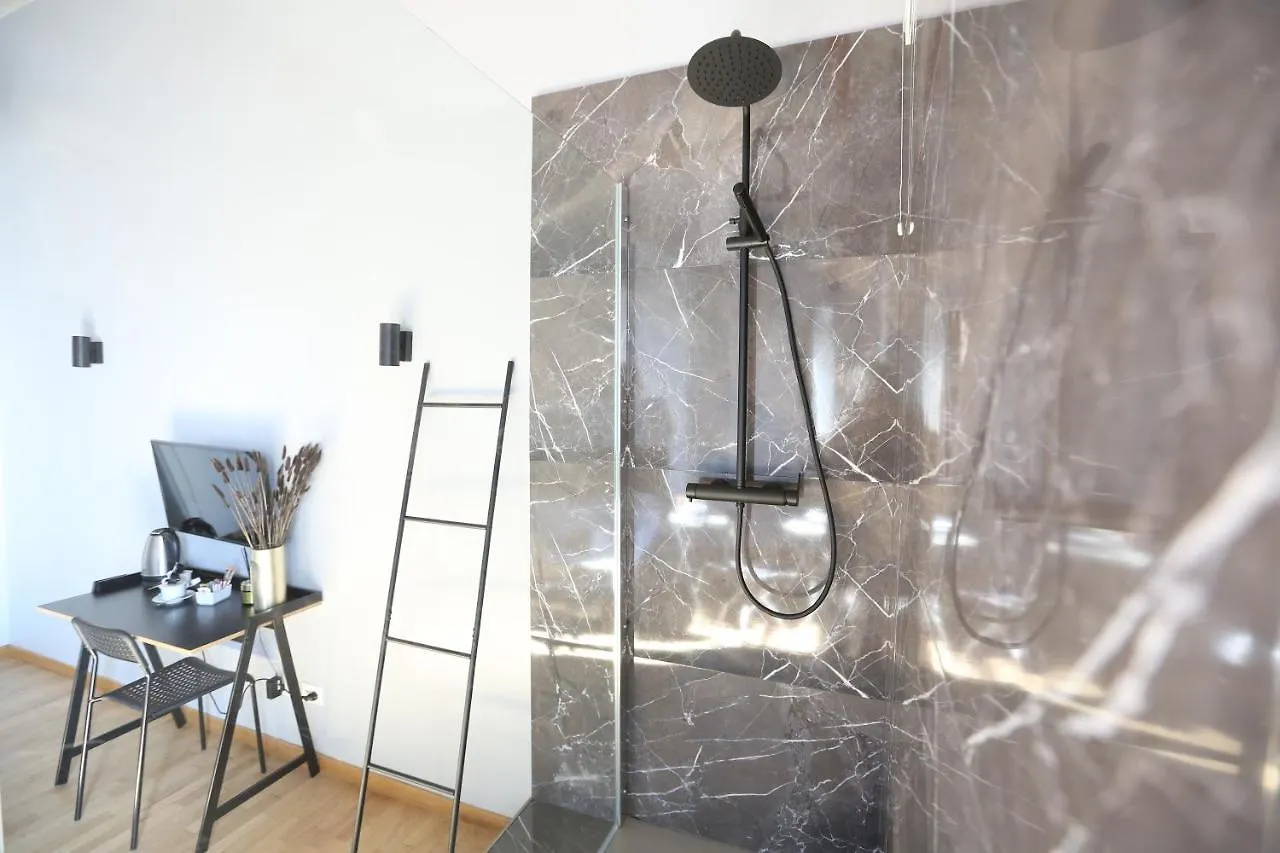 Kiss Me Rome Luxury Rooms İtalya