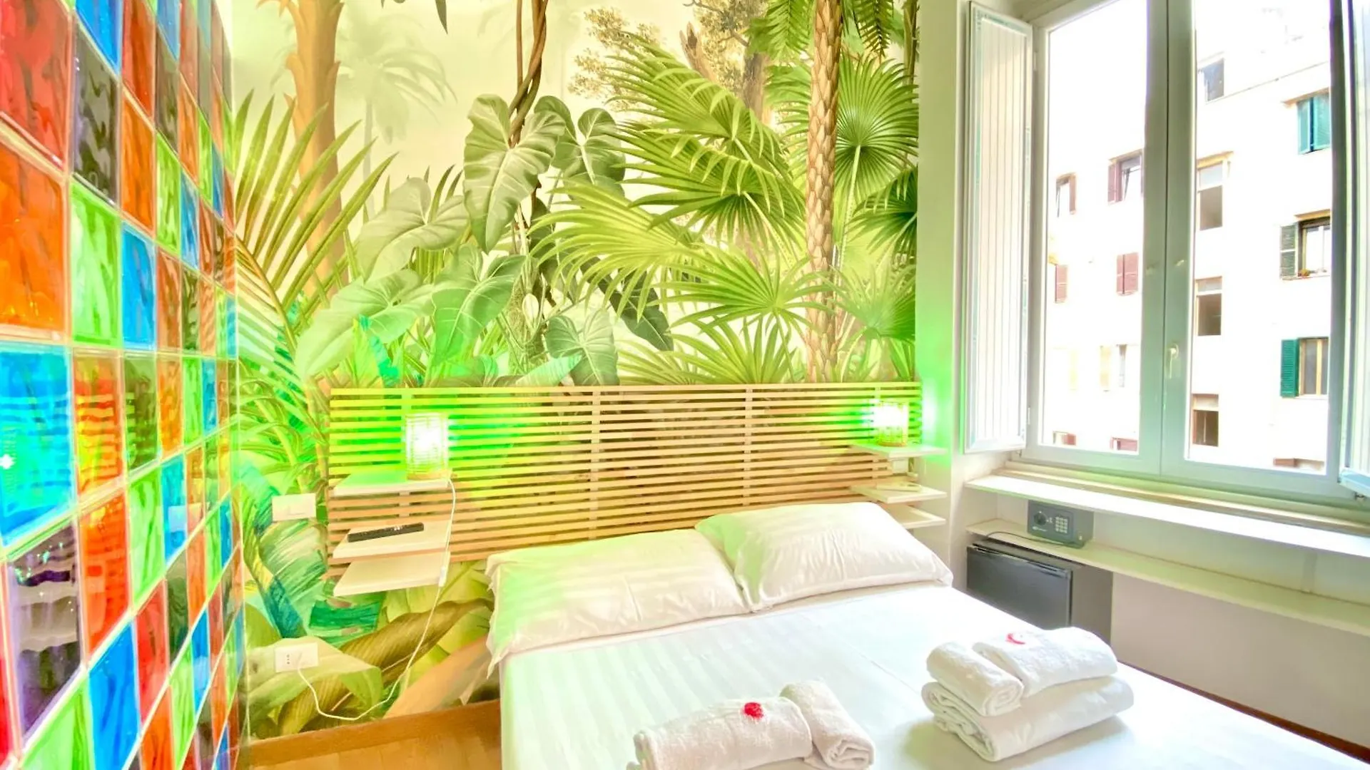 Kiss Me Rome Luxury Rooms